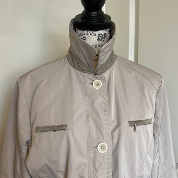 Mabrun waterproof jacket - Picture 6 of 16